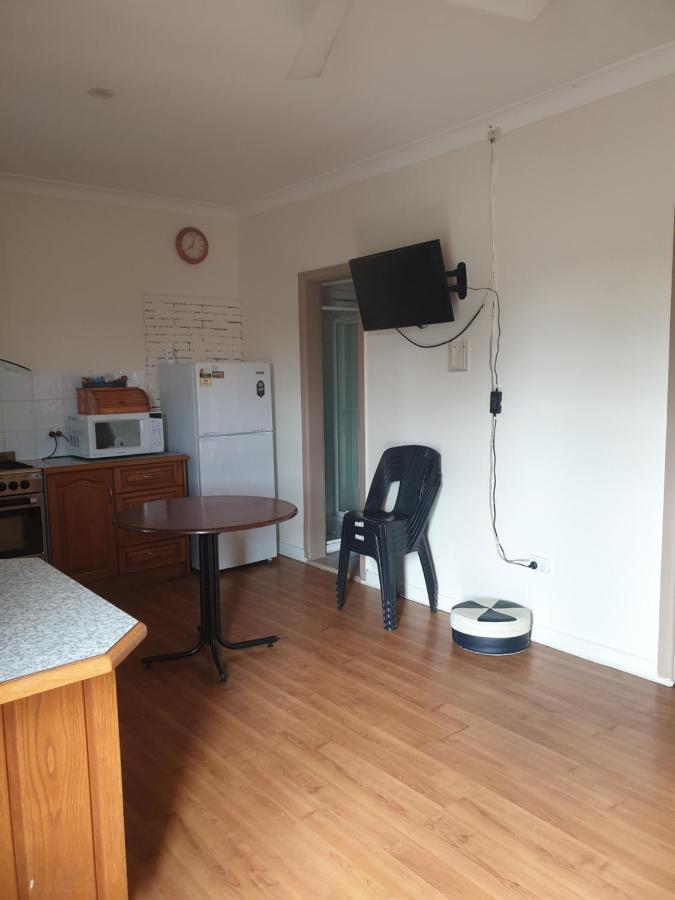 Newell Hwy Caravan Park Parkes Exterior foto